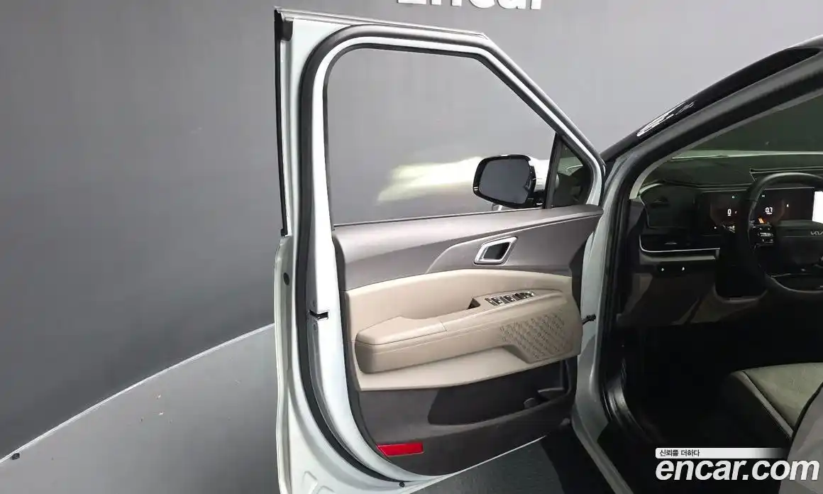 Kia Carnival 2025 3.5 автомат (гидро), фото 14