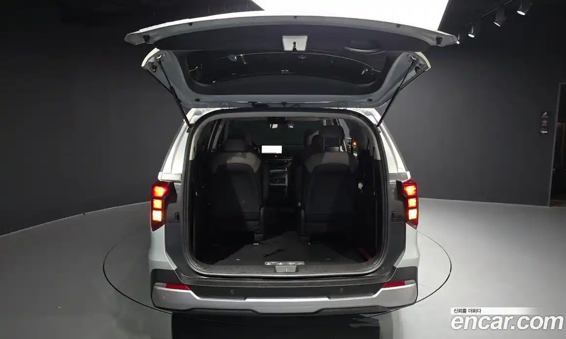 Kia Carnival 2025 3.5 автомат (гидро), фото 26