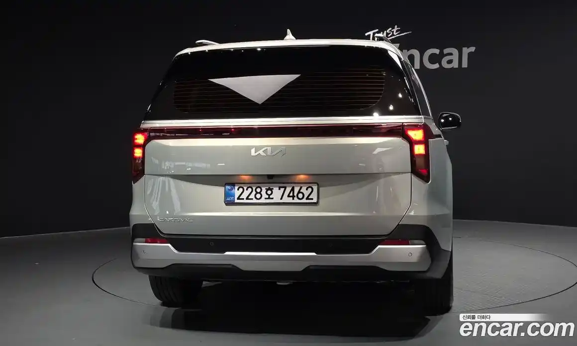 Kia Carnival 2025 3.5 автомат (гидро), фото 4