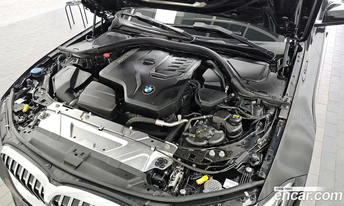 BMW 3 серия 2021 2.0 автомат (гидро), фото 6