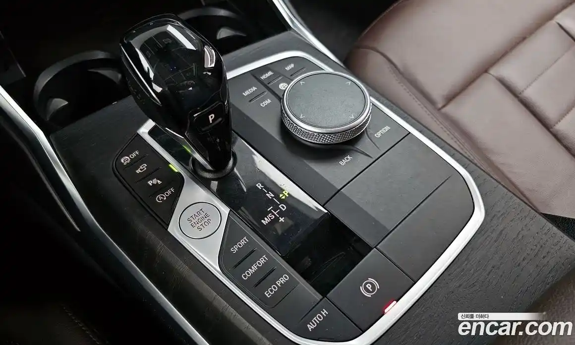 BMW 3 серия 2021 2.0 автомат (гидро), фото 9