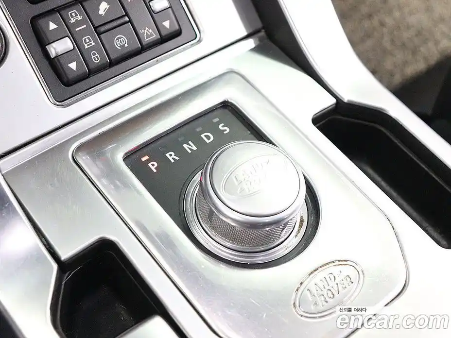 Land Rover Discovery 2014 3.0 автомат (гидро), фото 9