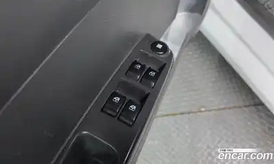 Chevrolet Spark 2012 1.0 автомат (гидро), миниатюра 11