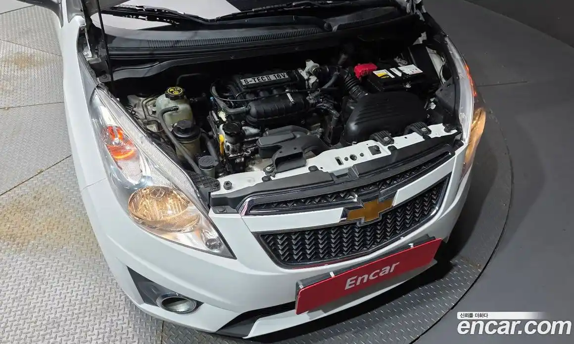 Chevrolet Spark 2012 1.0 автомат (гидро), фото 6