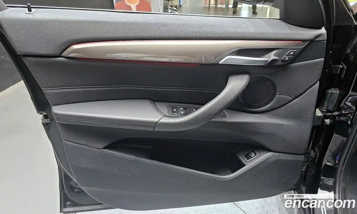 BMW X1 2021 2.0 гидро, фото 14