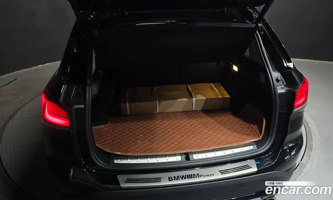 BMW X1 2021 2.0 гидро, фото 30