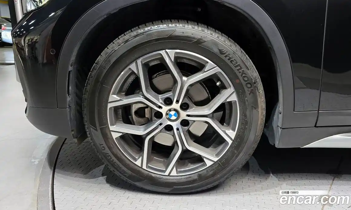 BMW X1 2021 2.0 гидро, фото 5