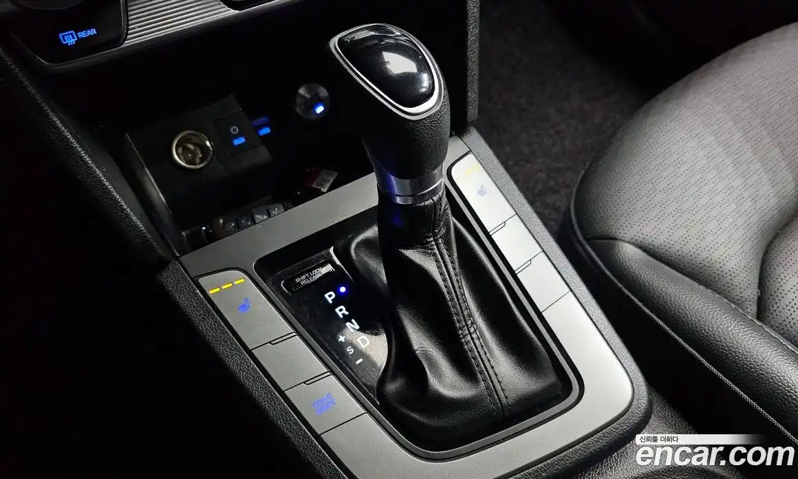 Hyundai Avante 2019 1.6 гидро, фото 12