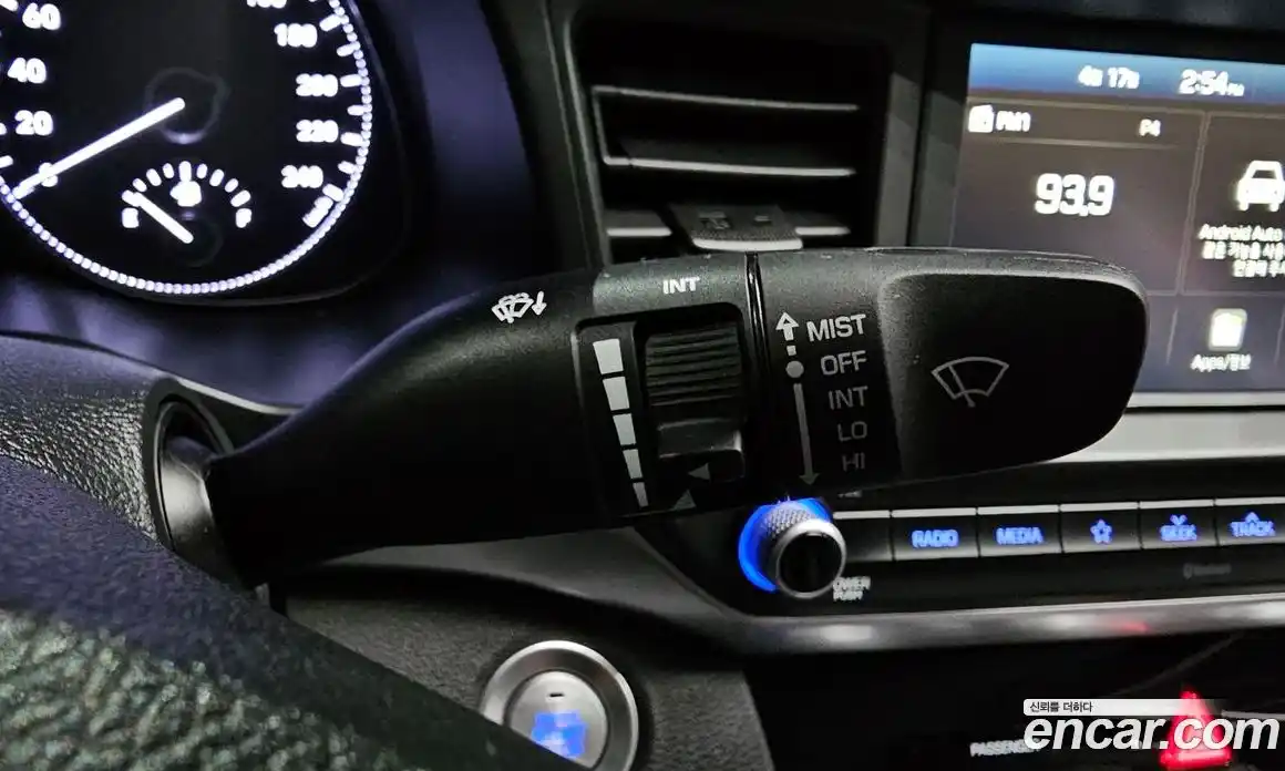 Hyundai Avante 2019 1.6 гидро, фото 27