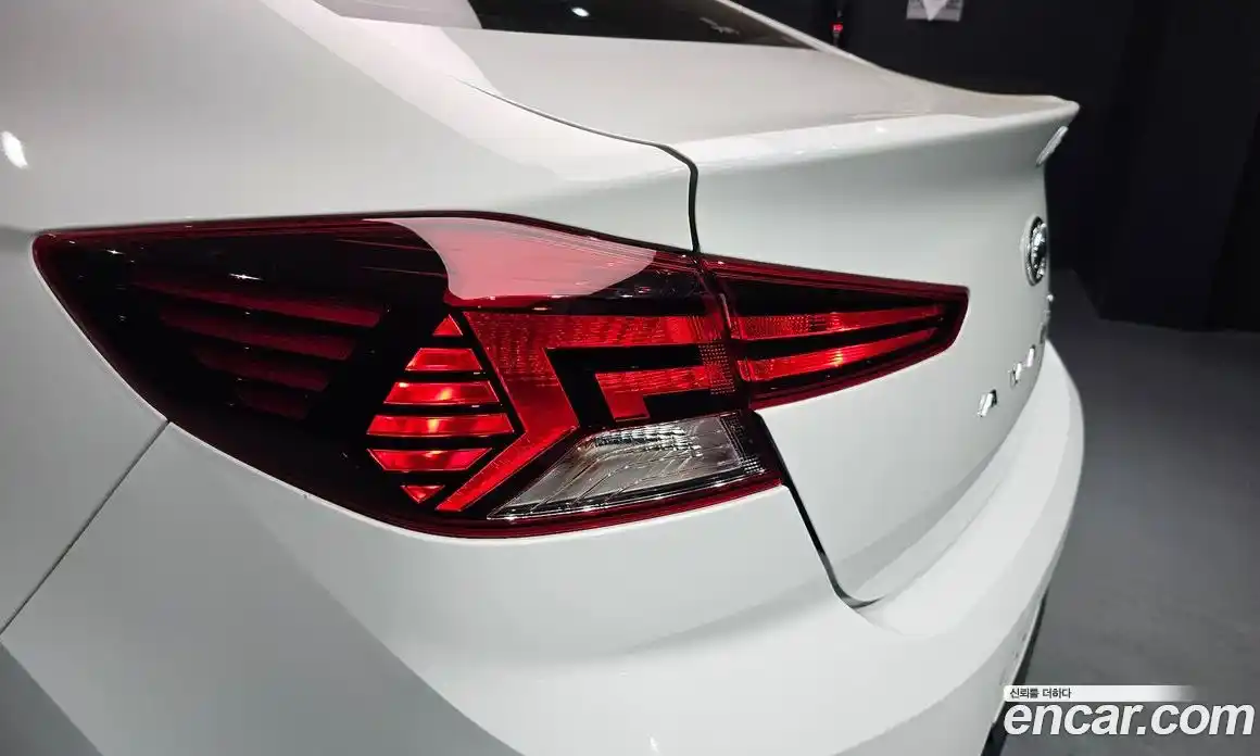Hyundai Avante 2019 1.6 гидро, фото 9