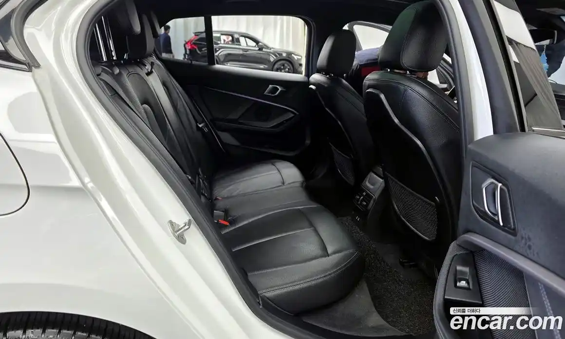 BMW 1-Series 2022 2.0 гидро, фото 18