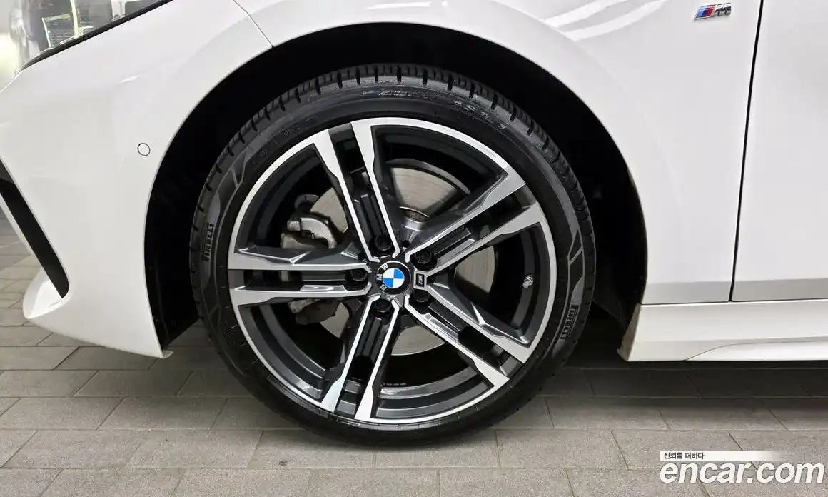 BMW 1-Series 2022 2.0 гидро, фото 5