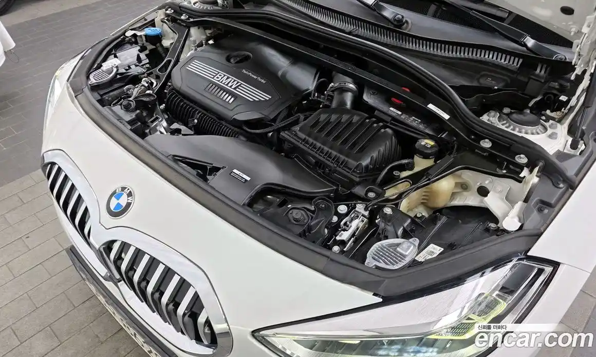 BMW 1-Series 2022 2.0 гидро, фото 6