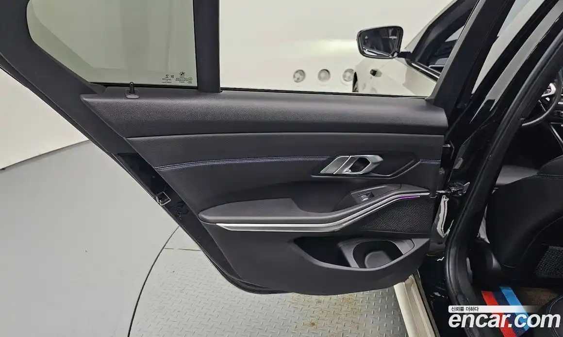 BMW 3-Series 2021 2.0 гидро, фото 15