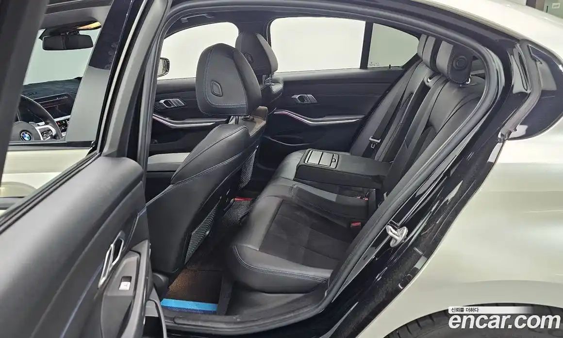 BMW 3-Series 2021 2.0 гидро, фото 16