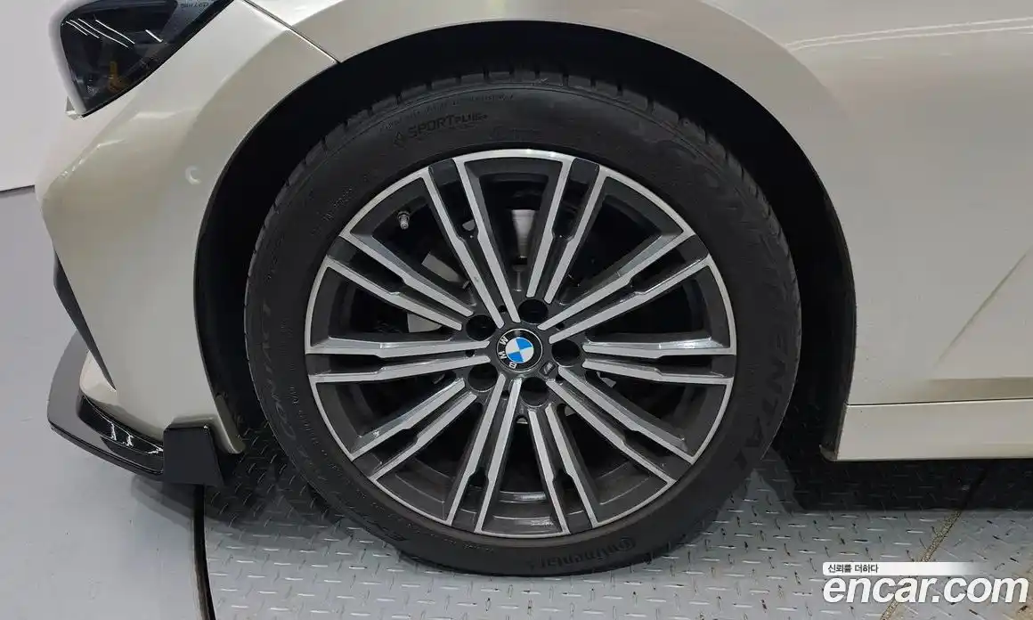BMW 3-Series 2021 2.0 гидро, фото 5