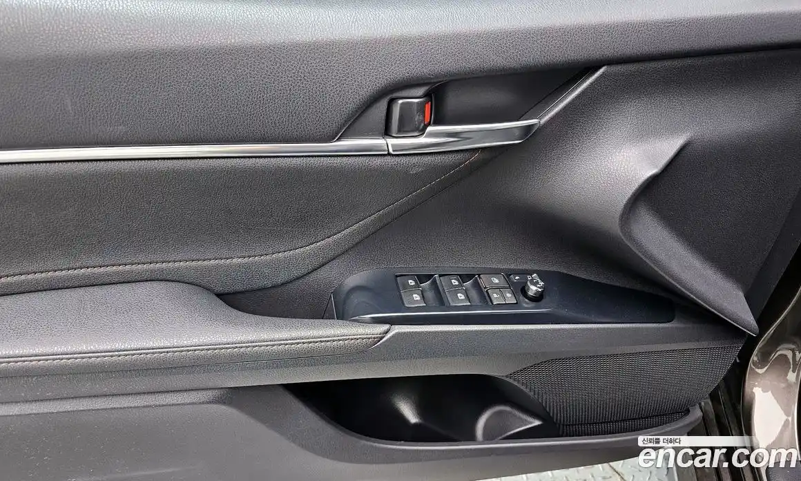 Toyota Camry 2018 2.5 гидро, фото 14