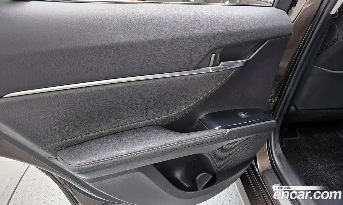 Toyota Camry 2018 2.5 гидро, фото 15