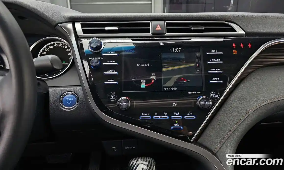 Toyota Camry 2018 2.5 гидро, фото 28