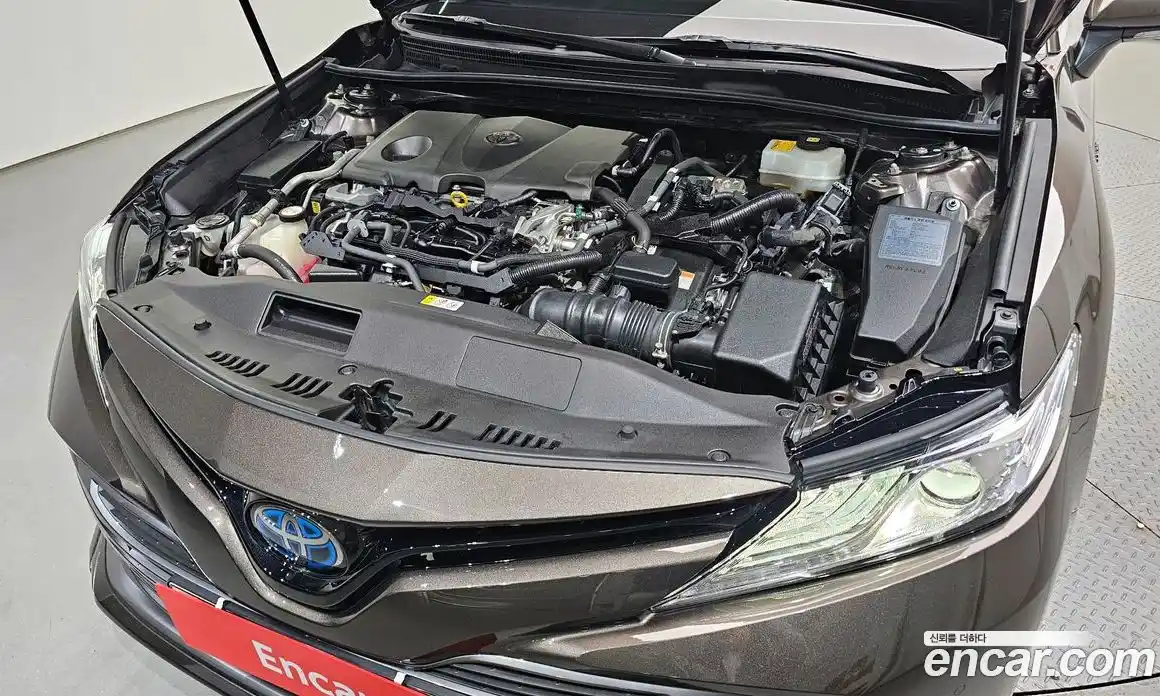 Toyota Camry 2018 2.5 гидро, фото 6