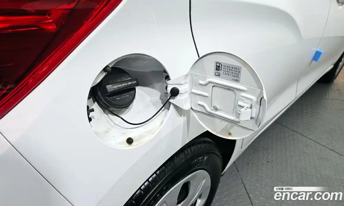Chevrolet Spark 2021 1.0 гидро, фото 14