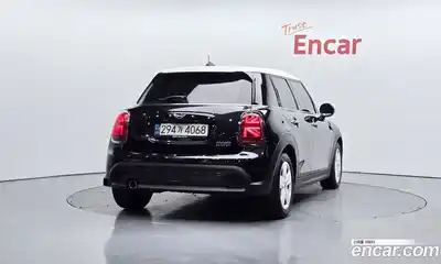 Mini Cooper 2022 1.5 автомат (гидро), миниатюра 4