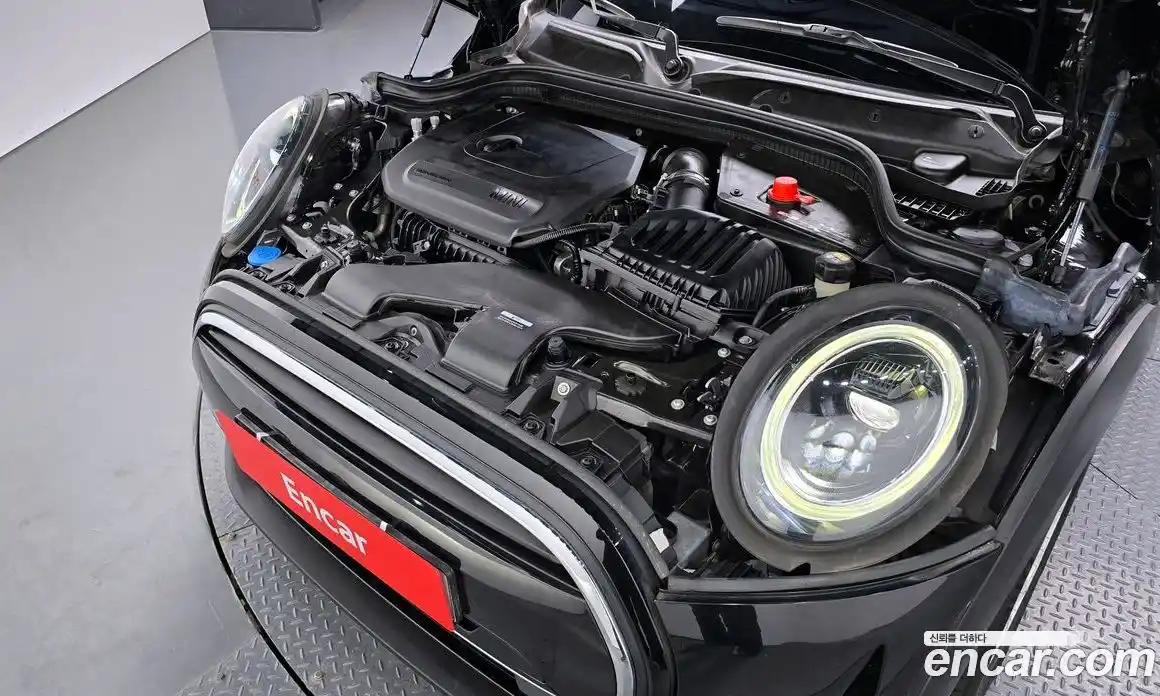 Mini Cooper 2022 1.5 автомат (гидро), фото 6