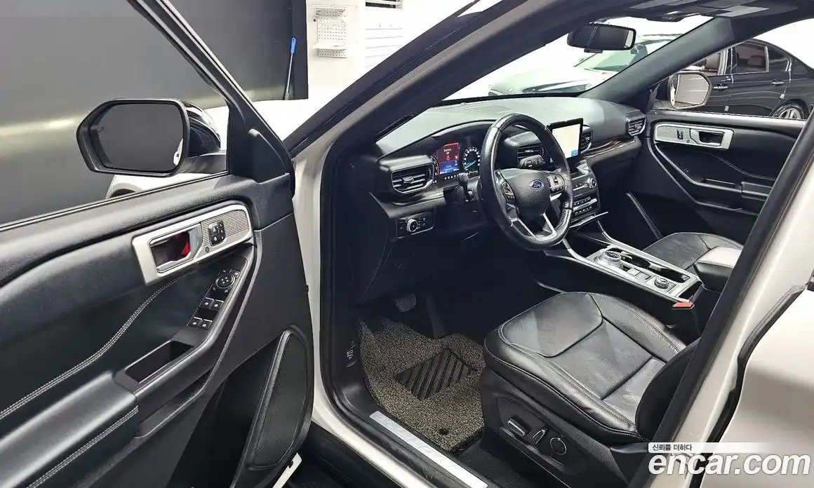Ford Explorer 2019 2.3 автомат (гидро), фото 9