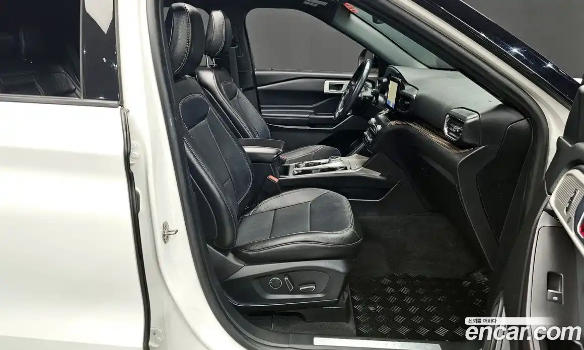 Ford Explorer 2019 2.3 автомат (гидро), фото 10