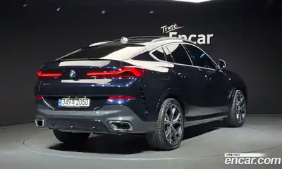 BMW X6 2022 3.0 автомат (гидро), миниатюра 2