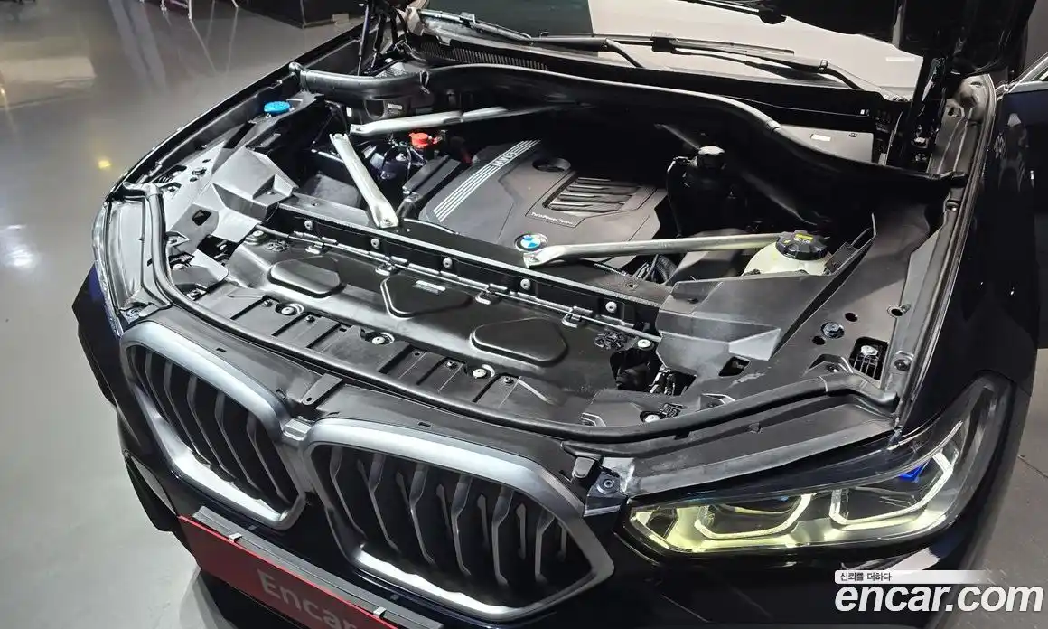 BMW X6 2022 3.0 автомат (гидро), фото 6