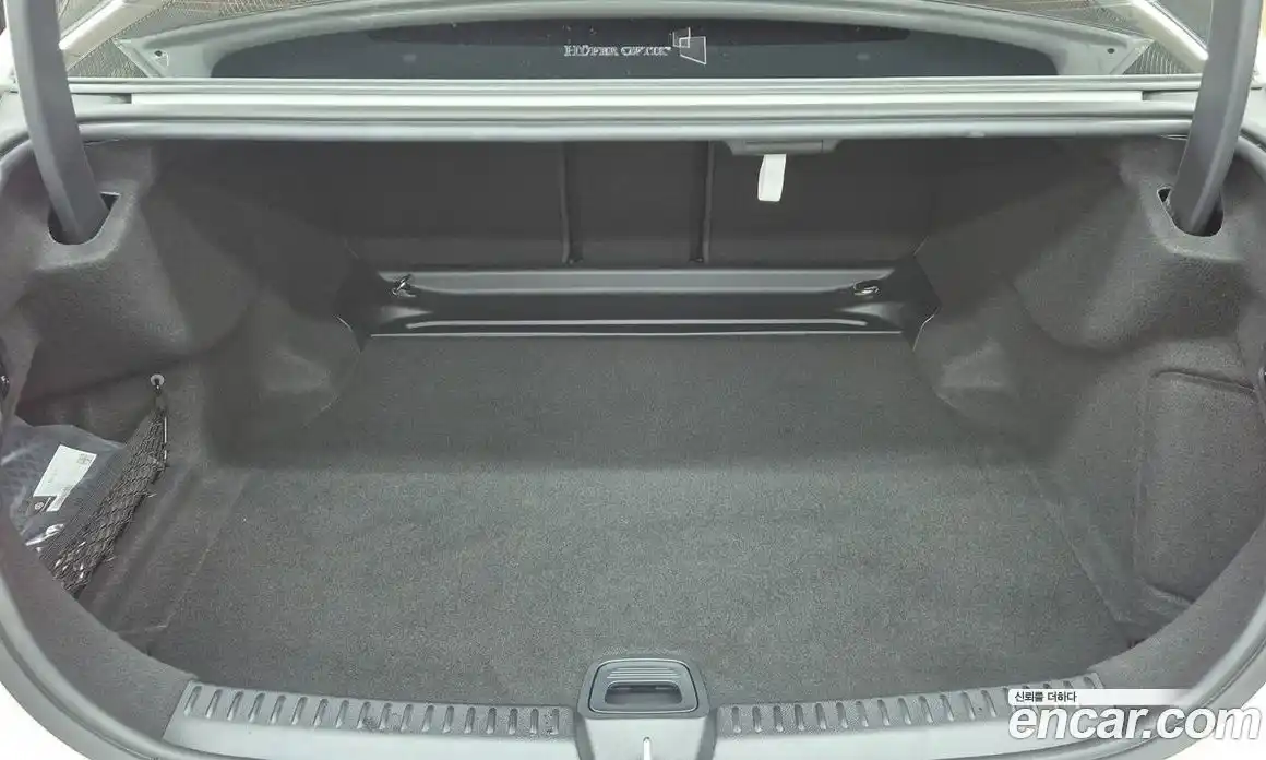 Mercedes-Benz E-Class 2025 2.0 гидро, фото 11