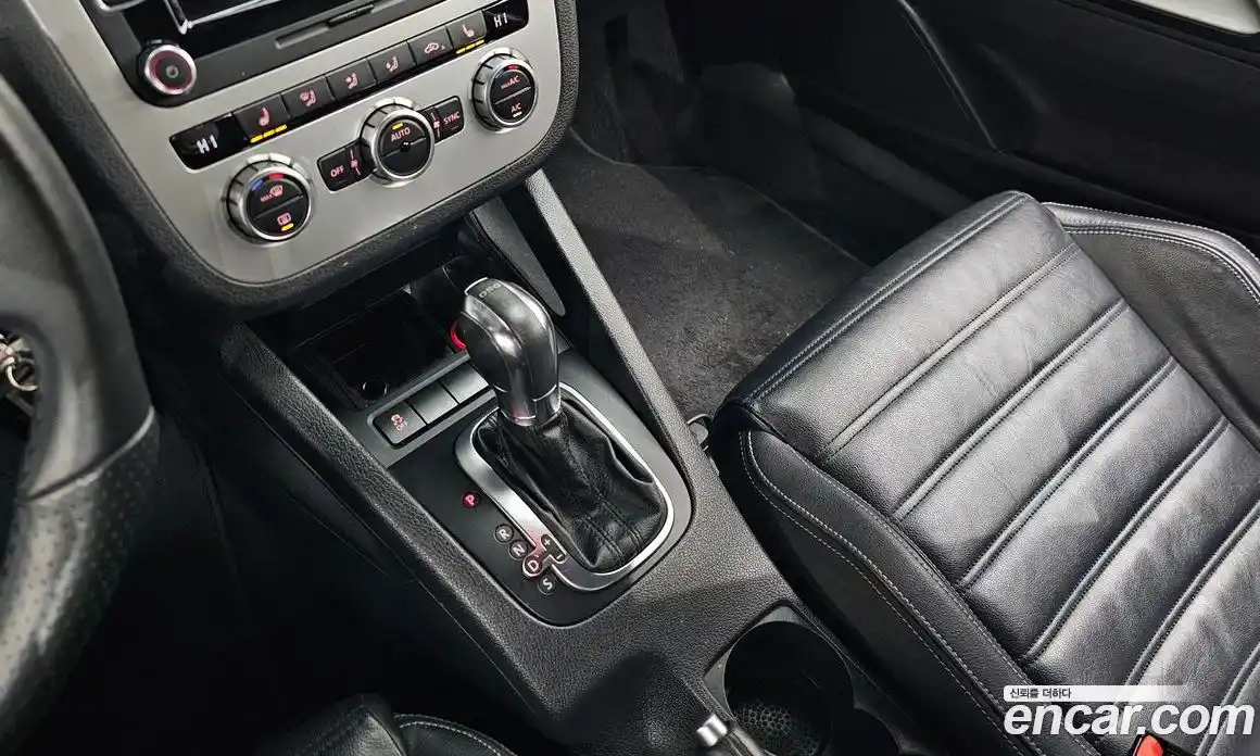 Volkswagen Scirocco 2014 2.0 автомат (гидро), фото 9