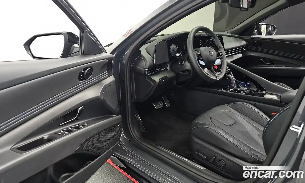 Hyundai Avante 2025 2.0 автомат (гидро), фото 17