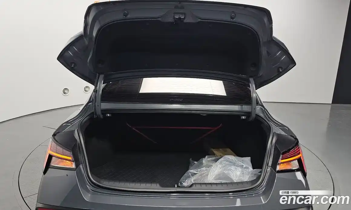 Hyundai Avante 2025 2.0 автомат (гидро), фото 26