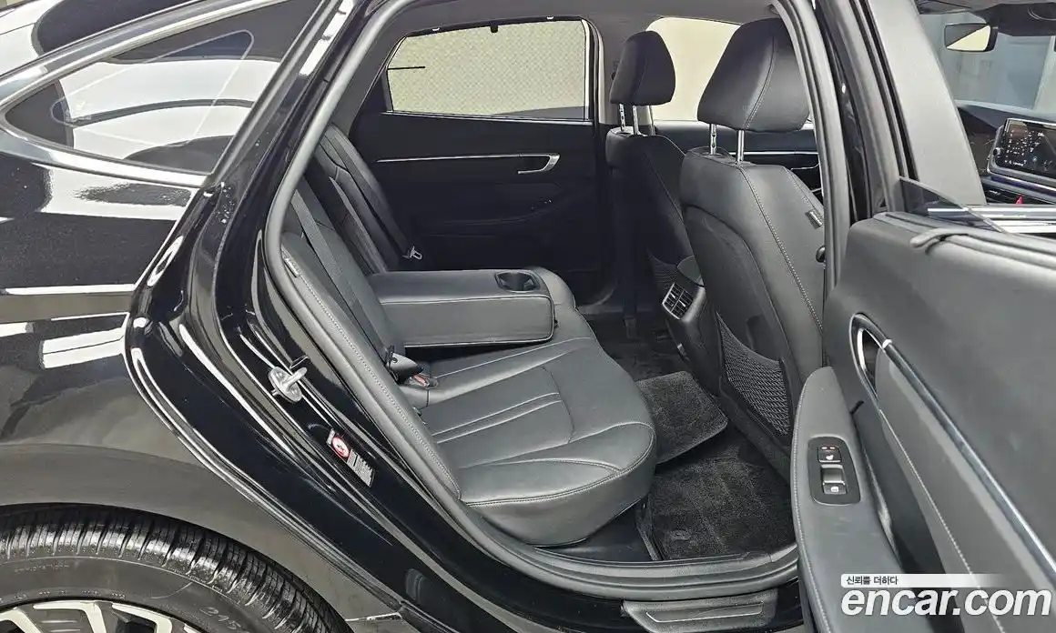 Hyundai Sonata 2023 2.0 автомат (гидро), фото 18