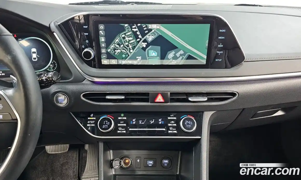 Hyundai Sonata 2023 2.0 автомат (гидро), фото 21