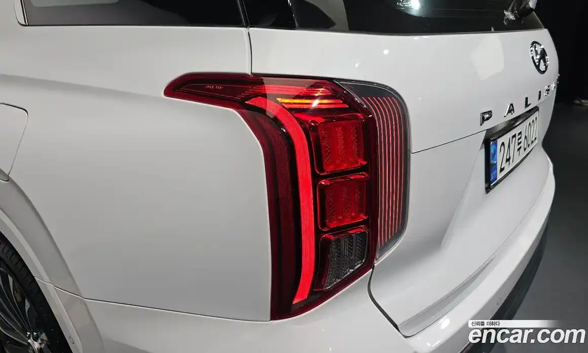 Hyundai Palisade 2023 3.8 автомат (гидро), фото 9