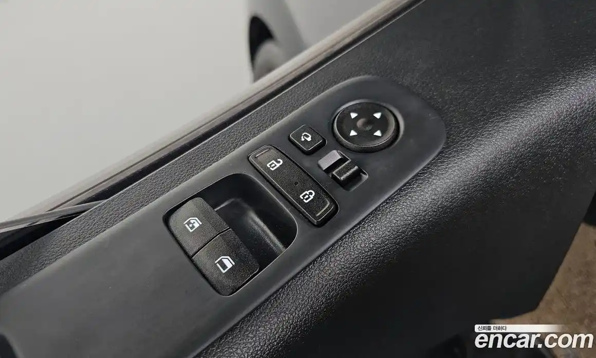 Hyundai Staria 2023 3.5 гидро, фото 26