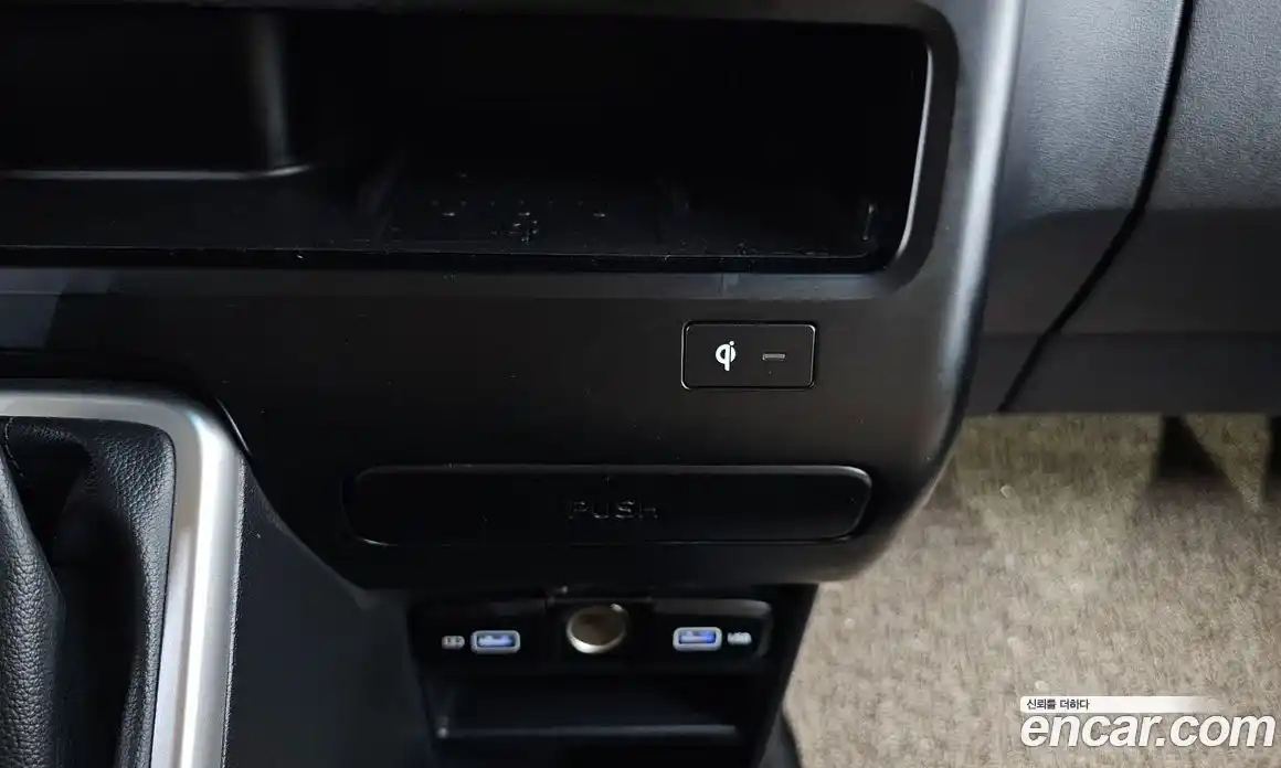 Hyundai Staria 2023 3.5 гидро, фото 28
