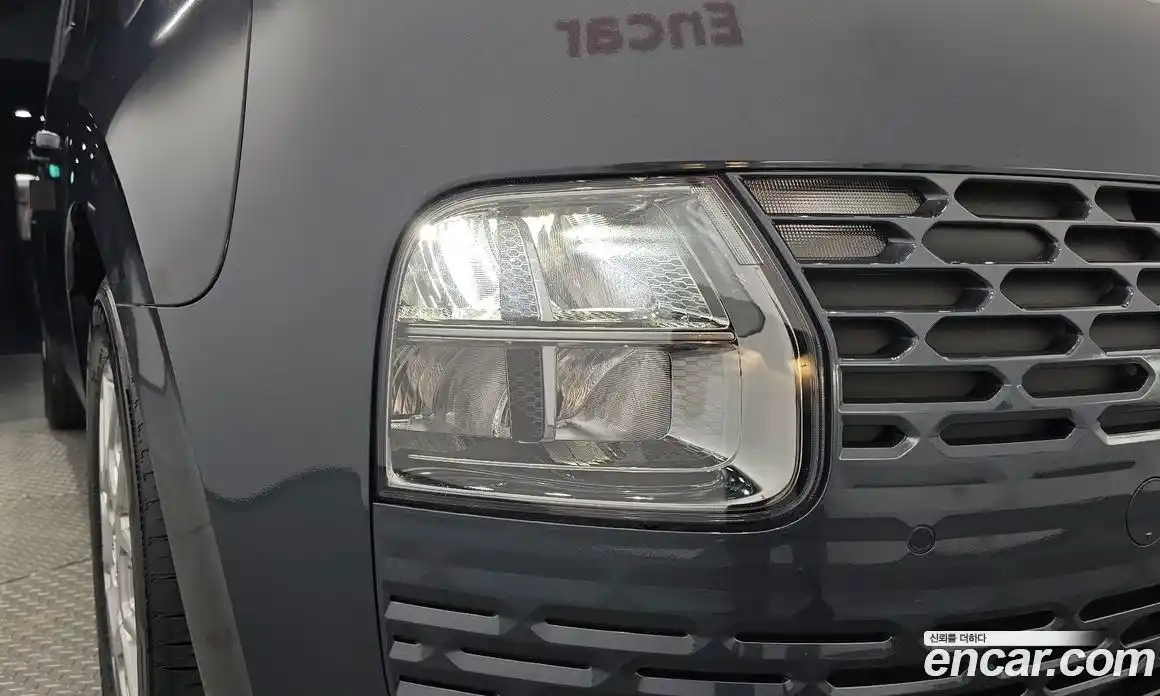 Hyundai Staria 2023 3.5 гидро, фото 7