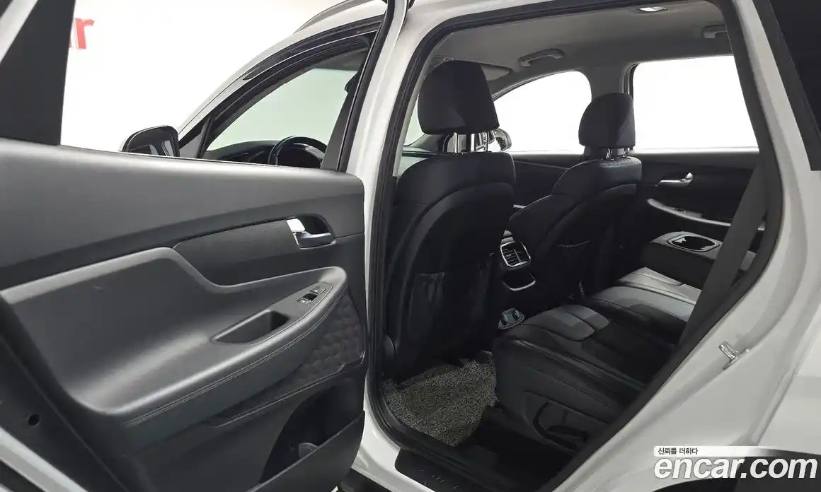 Hyundai Santa Fe 2020 2.0 автомат (гидро), фото 16