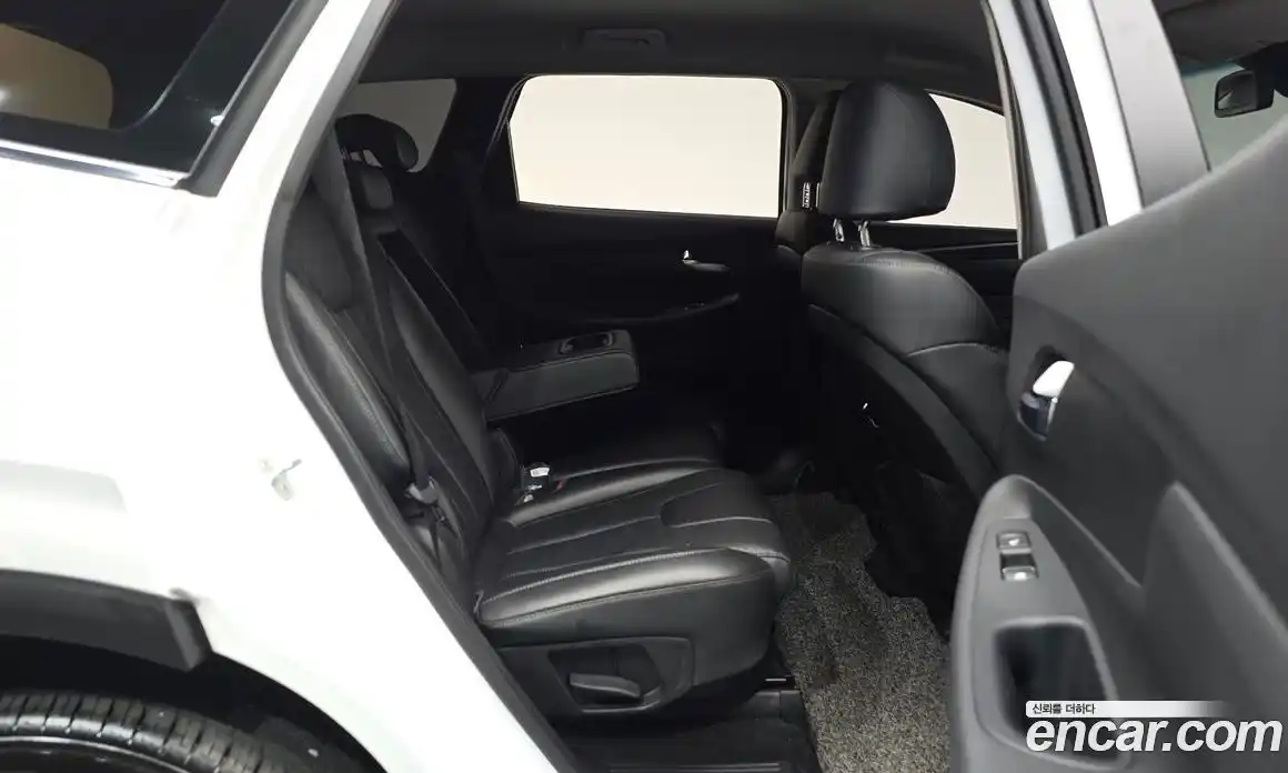 Hyundai Santa Fe 2020 2.0 автомат (гидро), фото 17