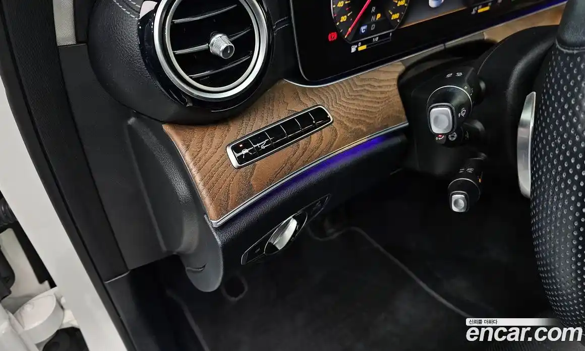 Mercedes-Benz E-Class 2018 2.0 автомат (гидро), фото 28