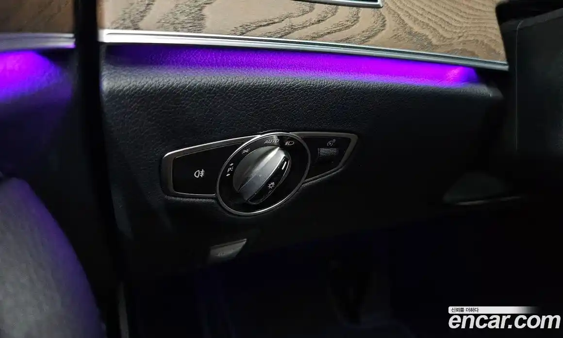 Mercedes-Benz E-Class 2018 2.0 автомат (гидро), фото 29