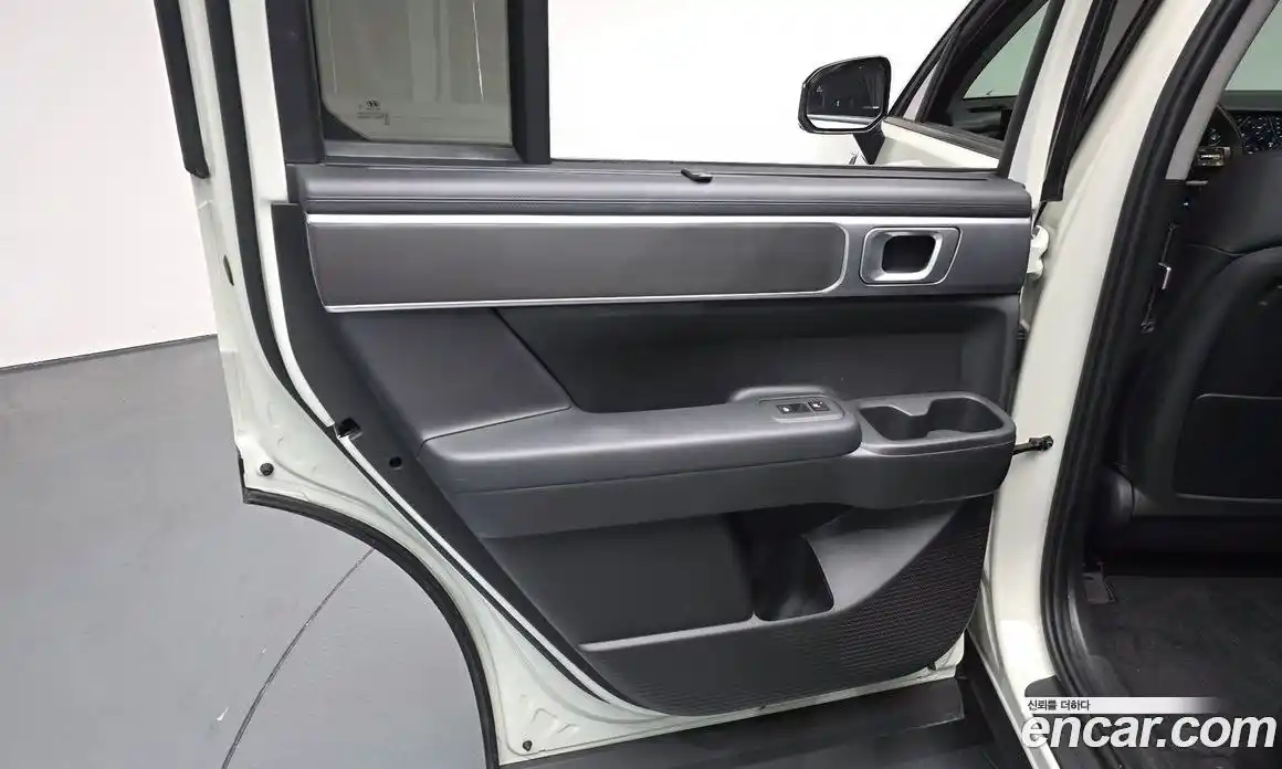 Hyundai Santa Fe 2023 1.6 автомат (гидро), фото 14