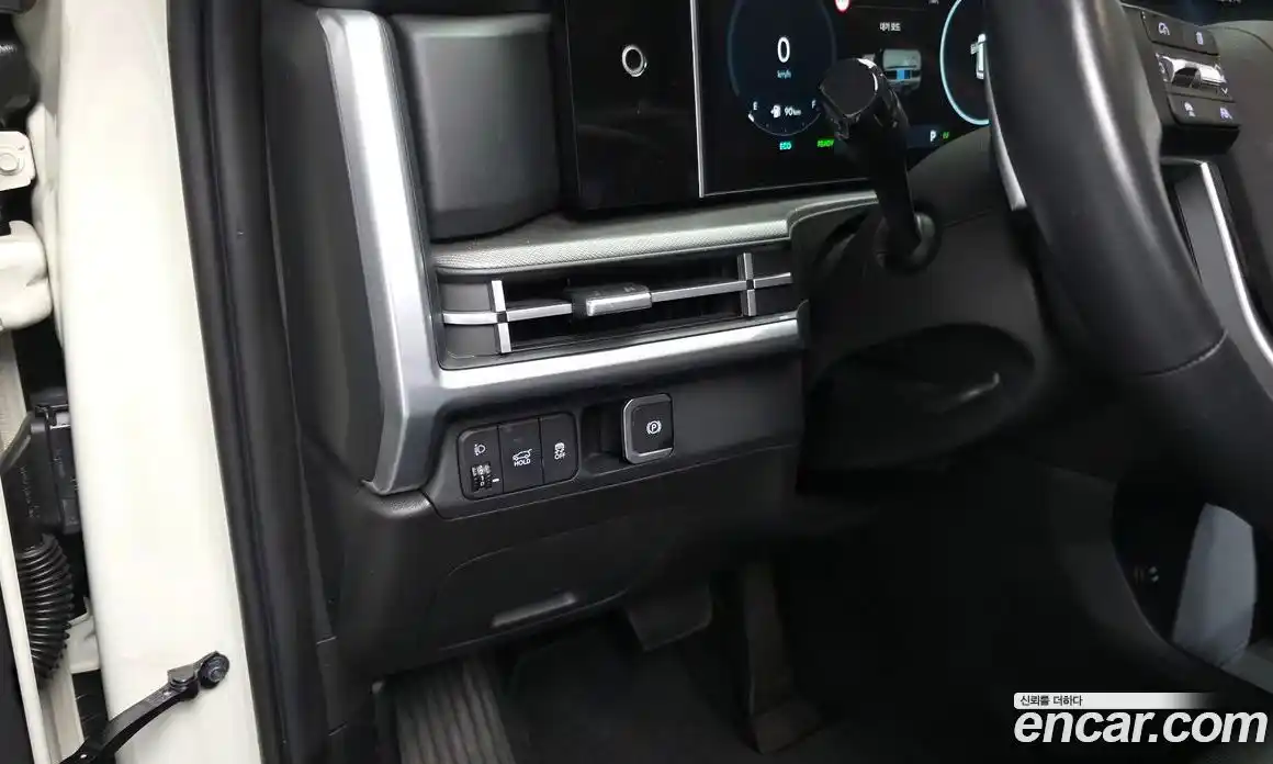 Hyundai Santa Fe 2023 1.6 автомат (гидро), фото 18