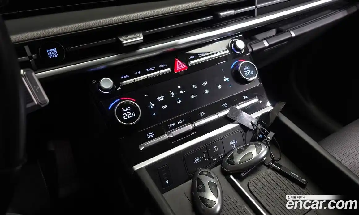 Hyundai Santa Fe 2023 1.6 автомат (гидро), фото 22