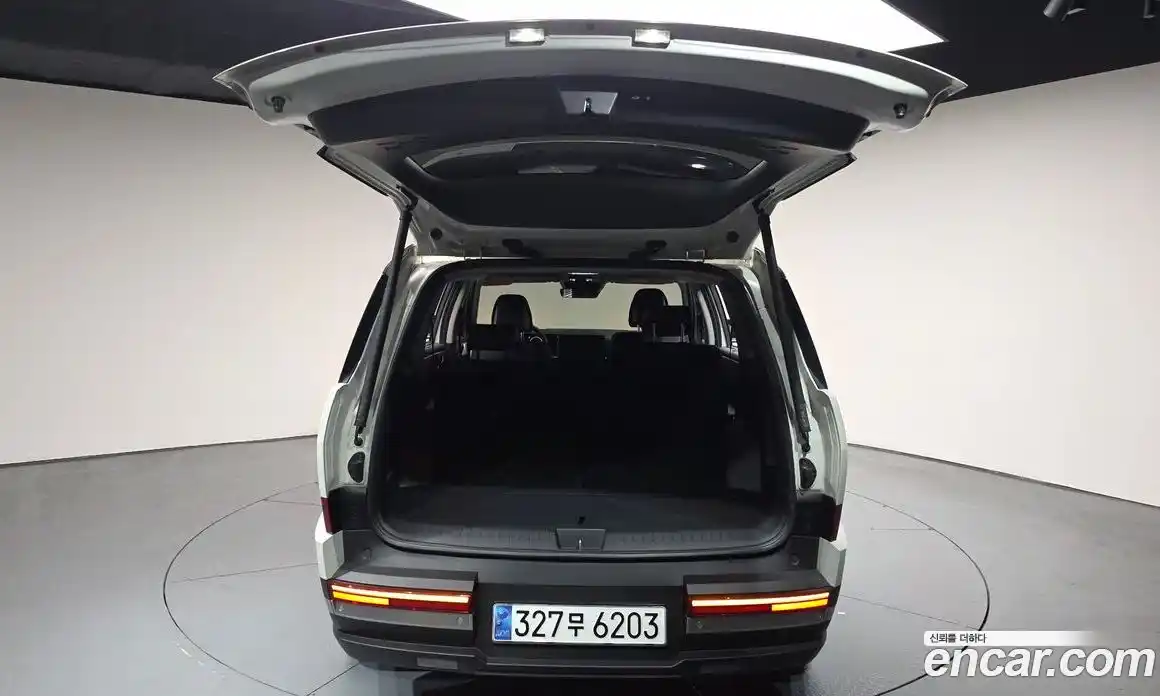 Hyundai Santa Fe 2023 1.6 автомат (гидро), фото 25