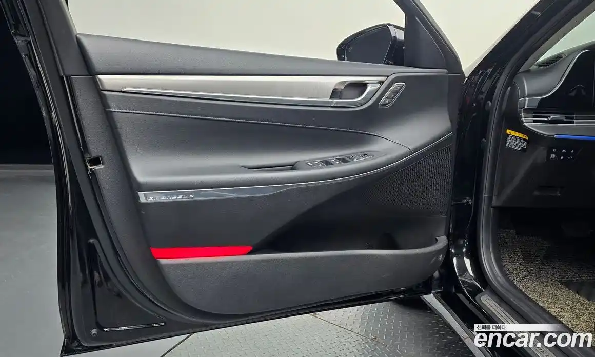 Hyundai Grandeur 2020 2.5 автомат (гидро), фото 13
